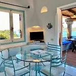 Punta Est - Quadri Pegaso Terrazza & Vista Mare דירה קאפו קודה קבלו